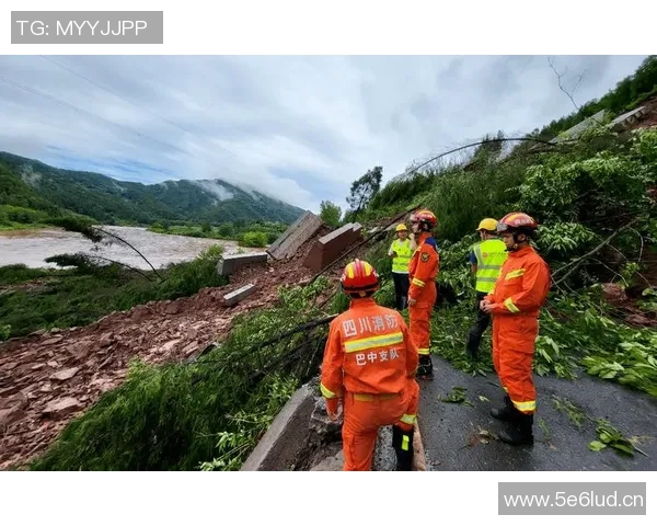全国多地暴雨引发严重洪灾,数百万人受灾,政府紧急部署救援力量 全国多地暴雨引发严重洪灾,数百万人受灾,政府紧急部署救援力量
